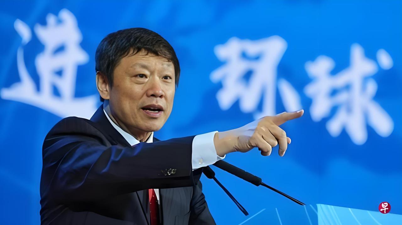 胡锡进在918事件上的发言引发了许多大V的批评，胡称918是“国耻中的国耻”，大