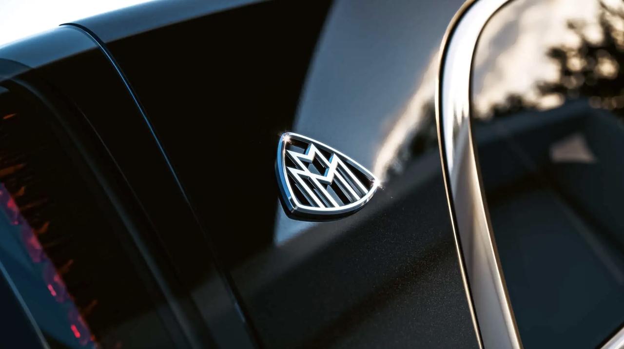 梅赛德斯-奔驰计划在美国市场推出一款全新MPV，并确认将为其打造名为 VLS 的