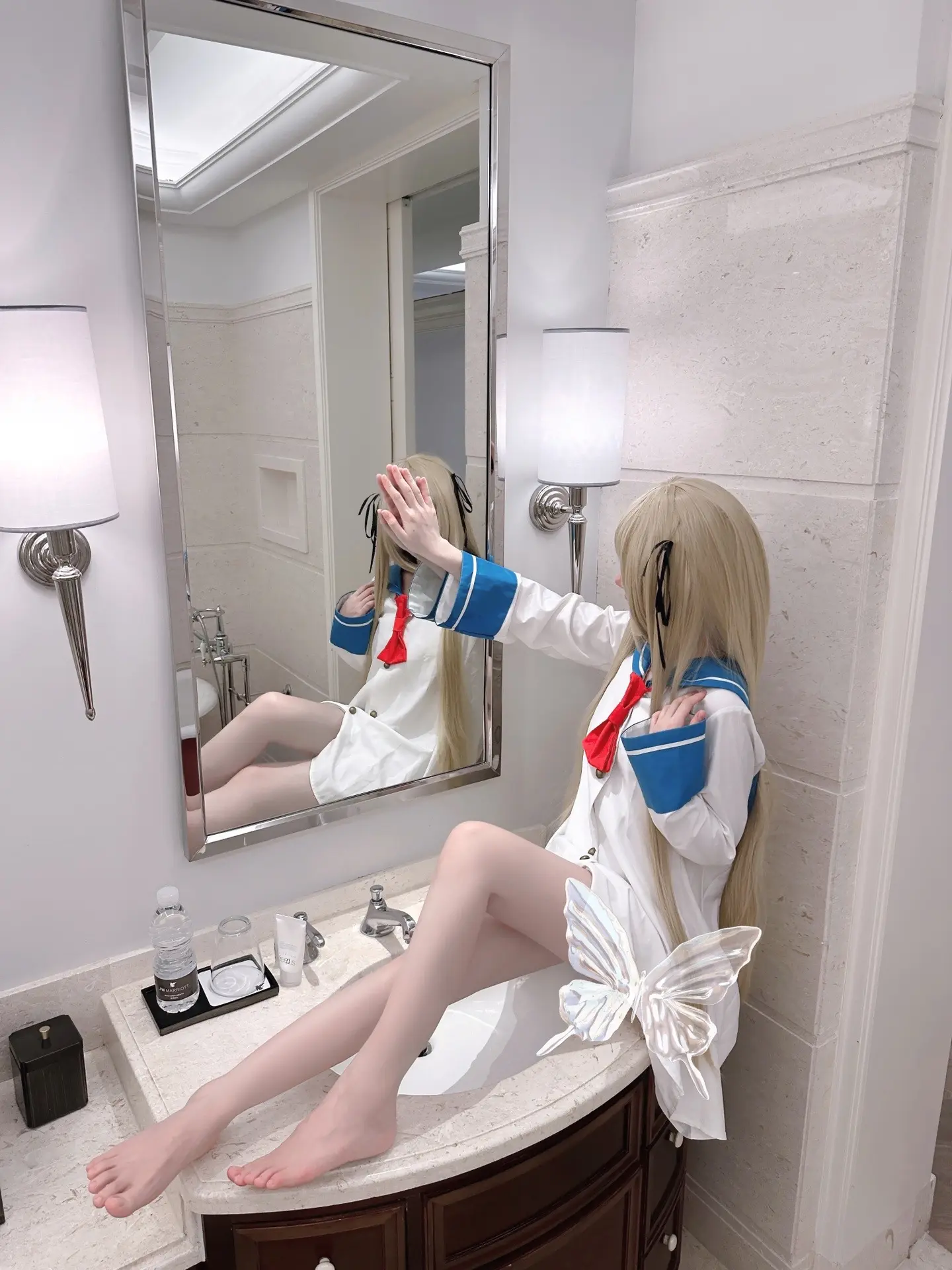 ≽^•༚•🎀≼ฅ