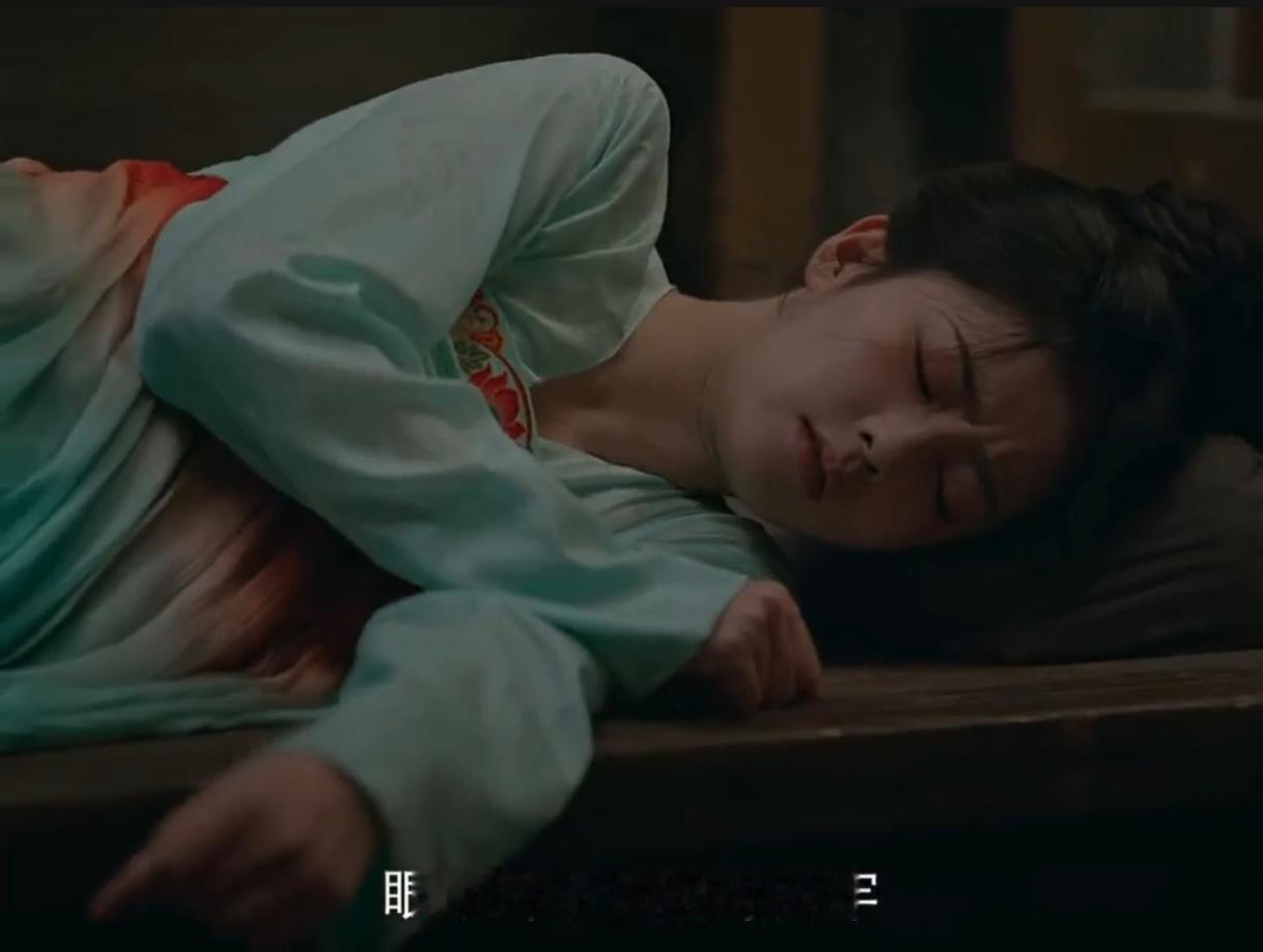 白鹿叶璃被陷害莫离从来都安稳不得，叶璃再度被人构陷，看着她独自承受一切，满心无力