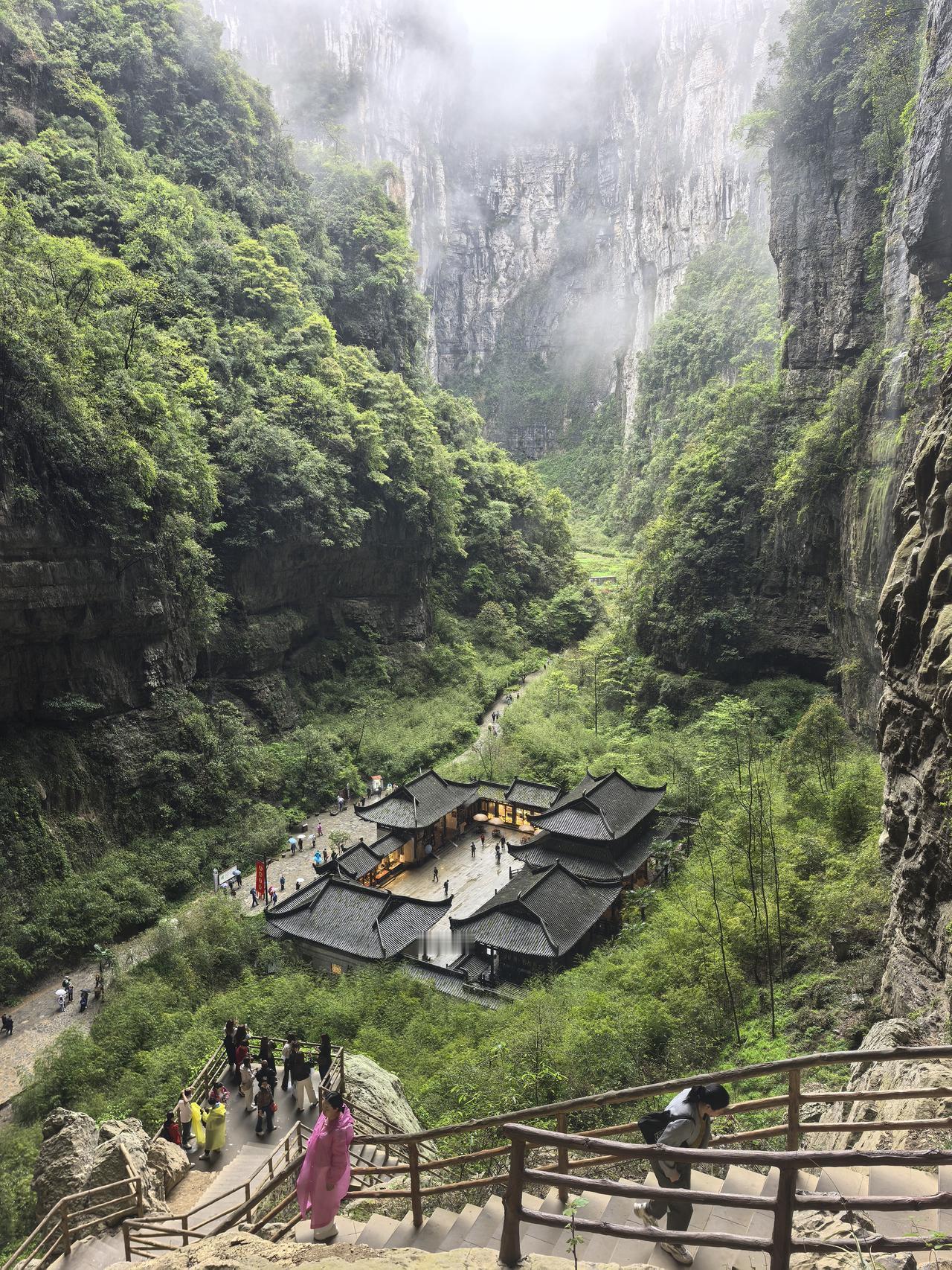分享一张你最近随拍的照片天生三桥景区