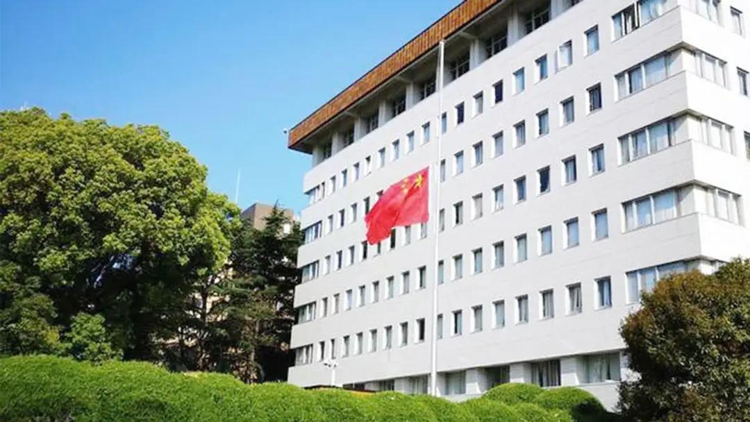 日本自卫队士兵闯入中国大使馆，意图刺杀中国大使！3月24日上午，东京港区，一名自