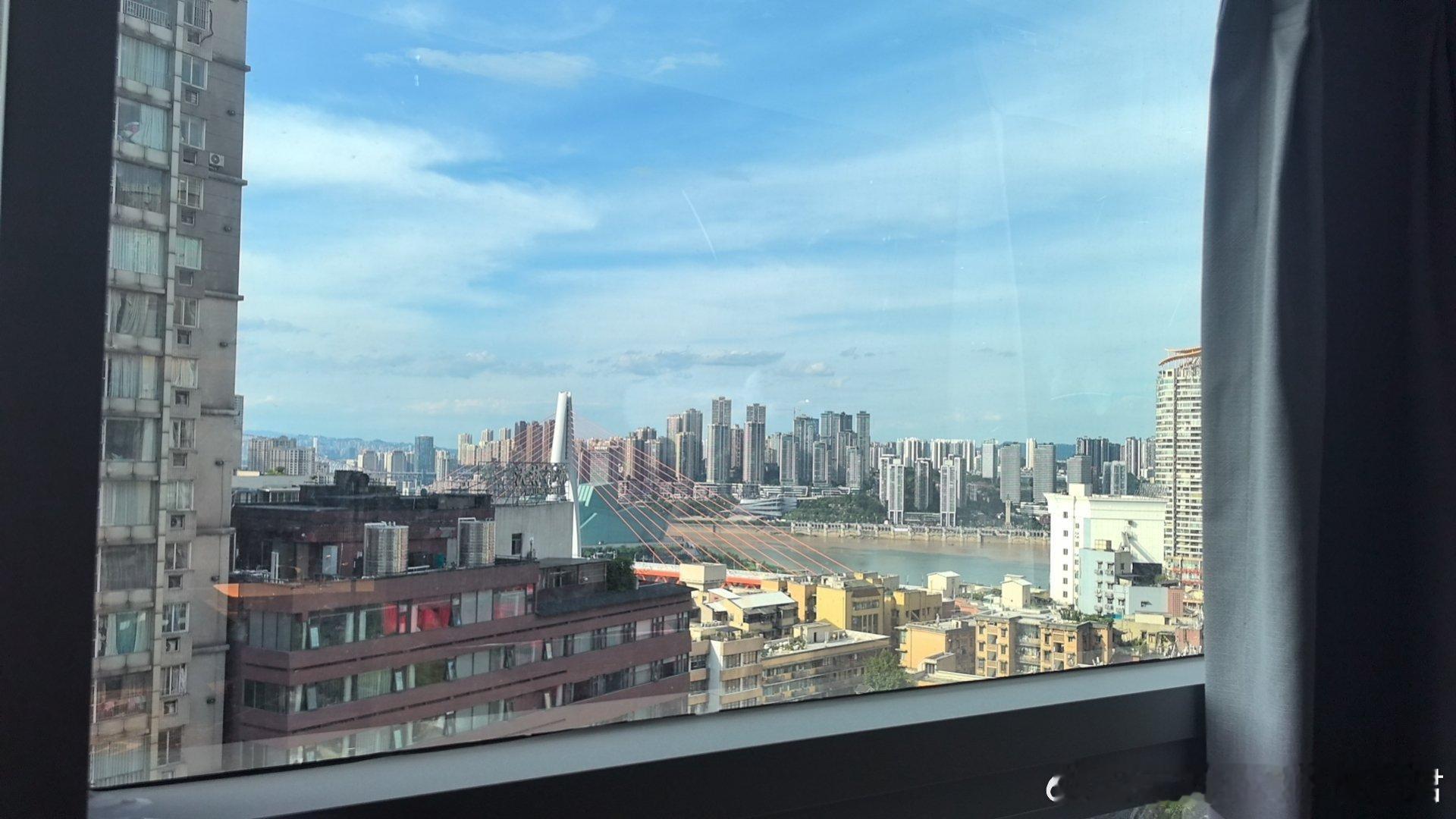 来陪都了～ ​​​