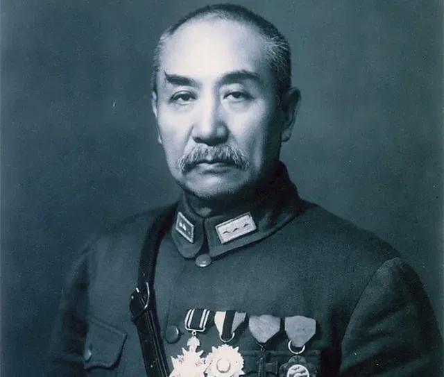 抗战后没有双雄斗，蒋介石能安内一统吗？看看地方群雄答不答应吧，尤那“四大天王”：