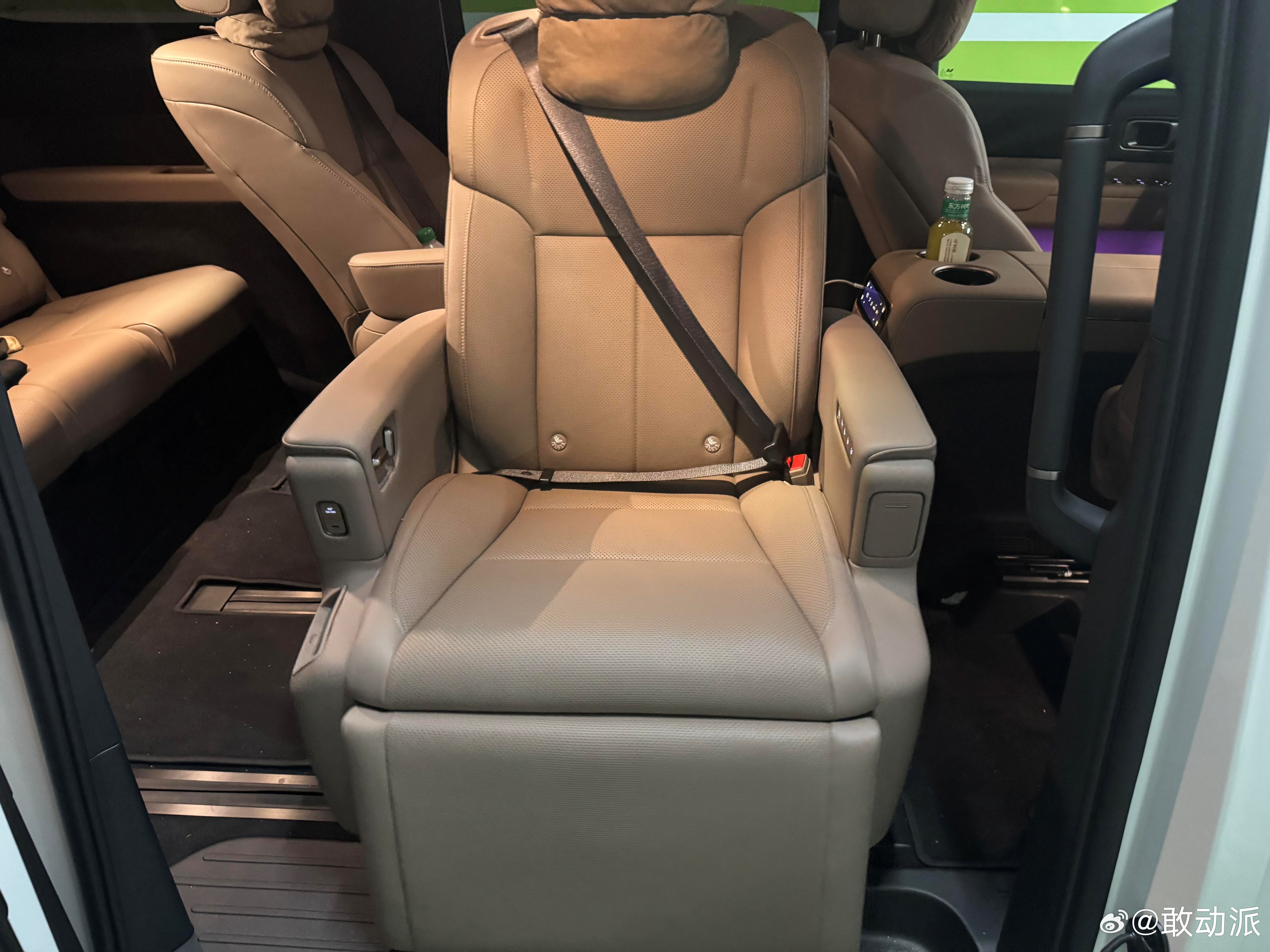 理想正式官宣纯电旗舰SUV i9，9月完整发布，新增Home专属版本，补齐品牌4