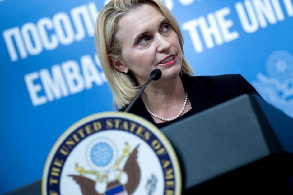 【前美驻乌大使揭真相，斥特朗普轻信普京】前美国驻乌克兰大使布里奇特·布林克周一称