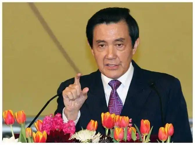 马英九：“如果大陆要武统，我第一个不接受。”
 
赖清德：“如果要统一，我们会拼