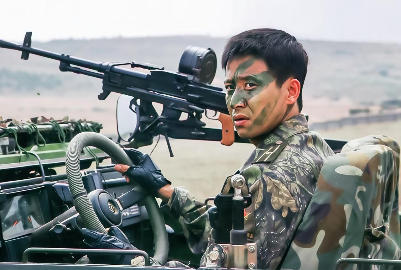 这么多年感觉还是没有这一款的平替。“将门虎子”具象化就是高城。

父亲是军长，但