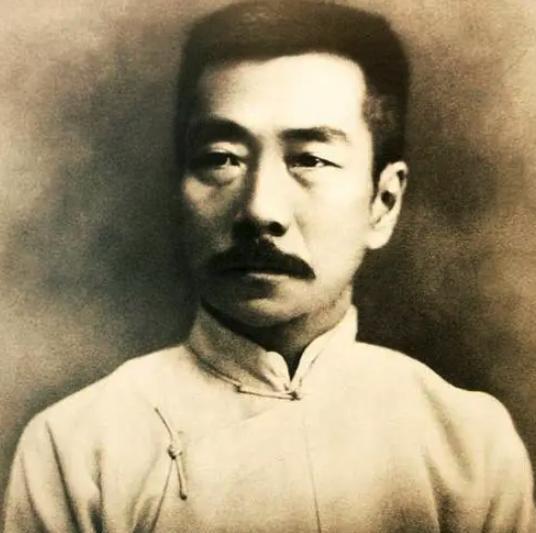 1936年，鲁迅先生突然去世，医生也没能查清具体原因，直到48年后，上海专家通过