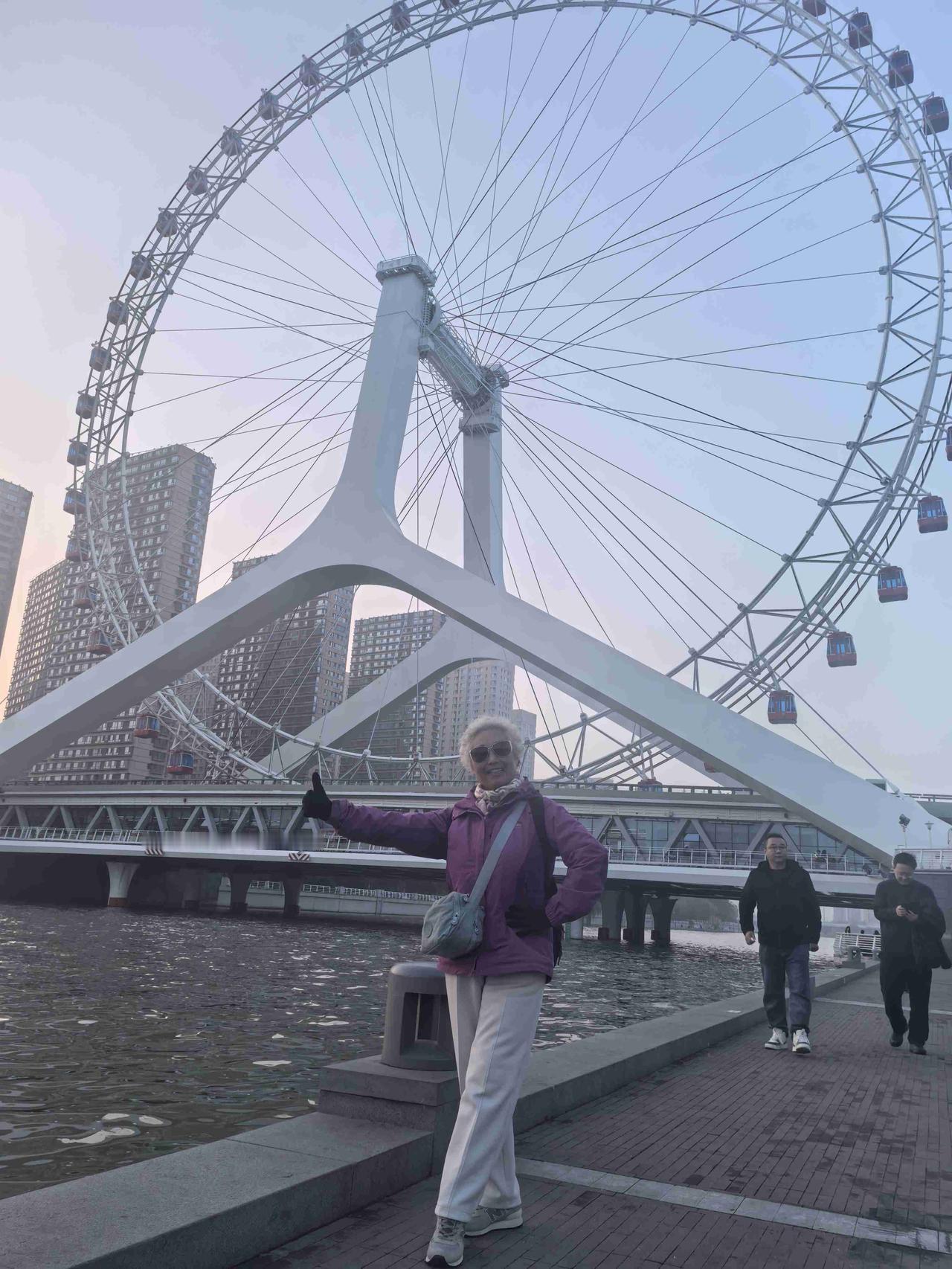 我的今日状态：😁轻松愉快
我这里的天气：☀️晴天