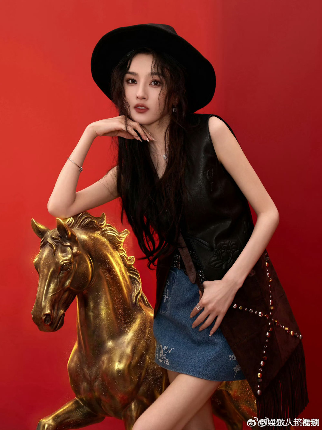 宋祖儿宋祖儿新年化妆华天崎宋祖儿新年红红火火妆 祖儿好美！！这个新年妆红红火火好