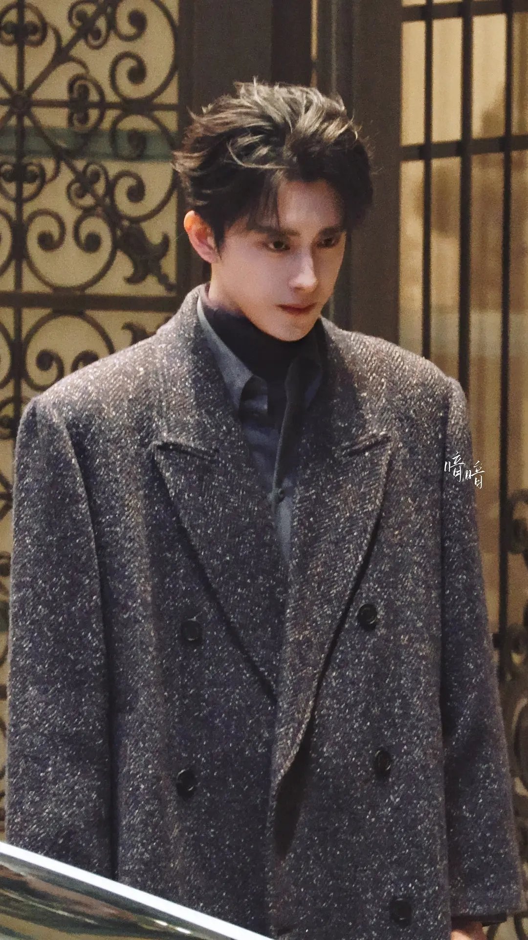 敖瑞鹏这种188双开门大冰箱怎么不早点来拍现偶❓❓太适合穿西装和大衣了 