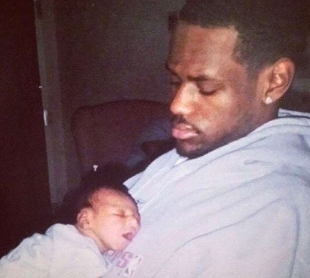 湖人前锋和湖人替补后卫 