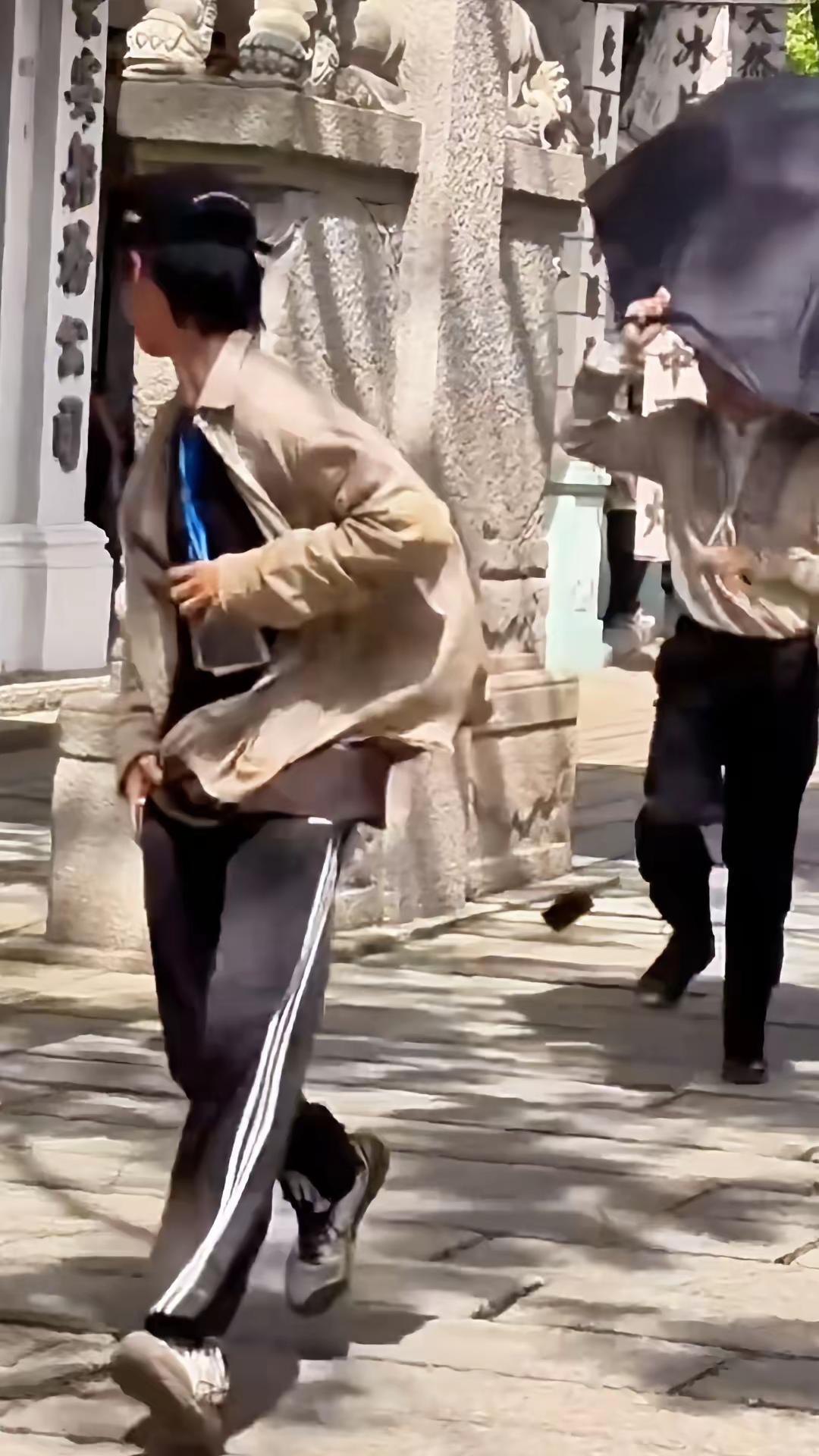 手机：活爹你看看看我啊丁禹兮 南部档案 爱在无尽夏 沈言