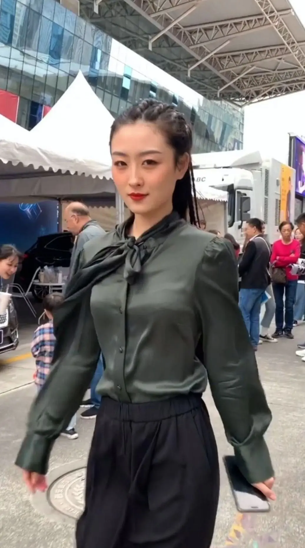 优雅气质 英姿飒爽 气质范