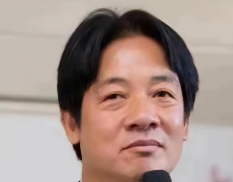 万万没有想到，赖清德的父亲赖永都，非但不是日本鬼子，他是中国人，而且居然还是抗日