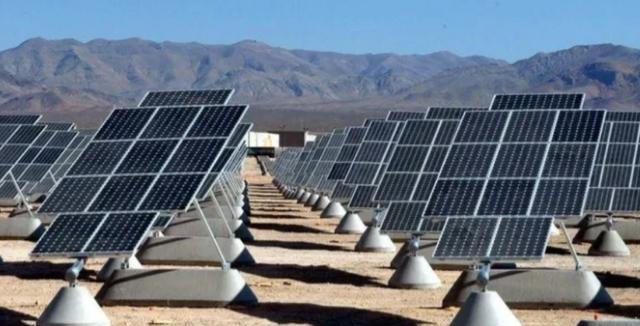 中国政府做出了一个大决定，从今年 4 月 1 日起，要全面取消光伏产品增值税出口