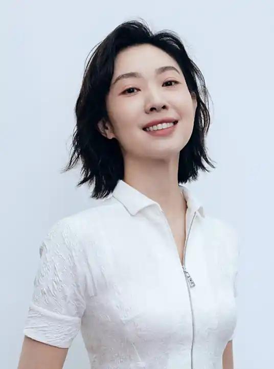 一年没戏拍，跑了30多个剧组都被拒了。接到辛爽导演要见她的消息，王佳佳激动到不行