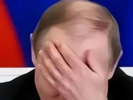 普京现在应该百感交集。他可能没料到，十年前卖给东方大国的S400防空系统，如今在