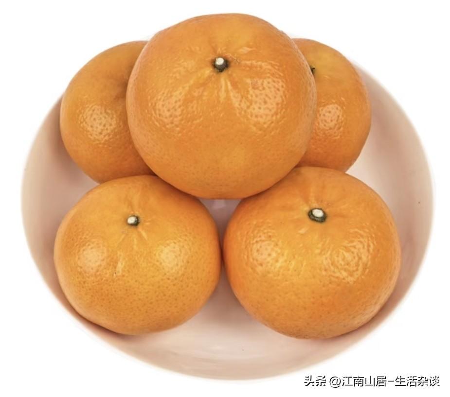 顾客vs桔子摊贩：
顾客：老板这个桔子多少一斤？
老板：桔子5块钱一斤。
顾客：