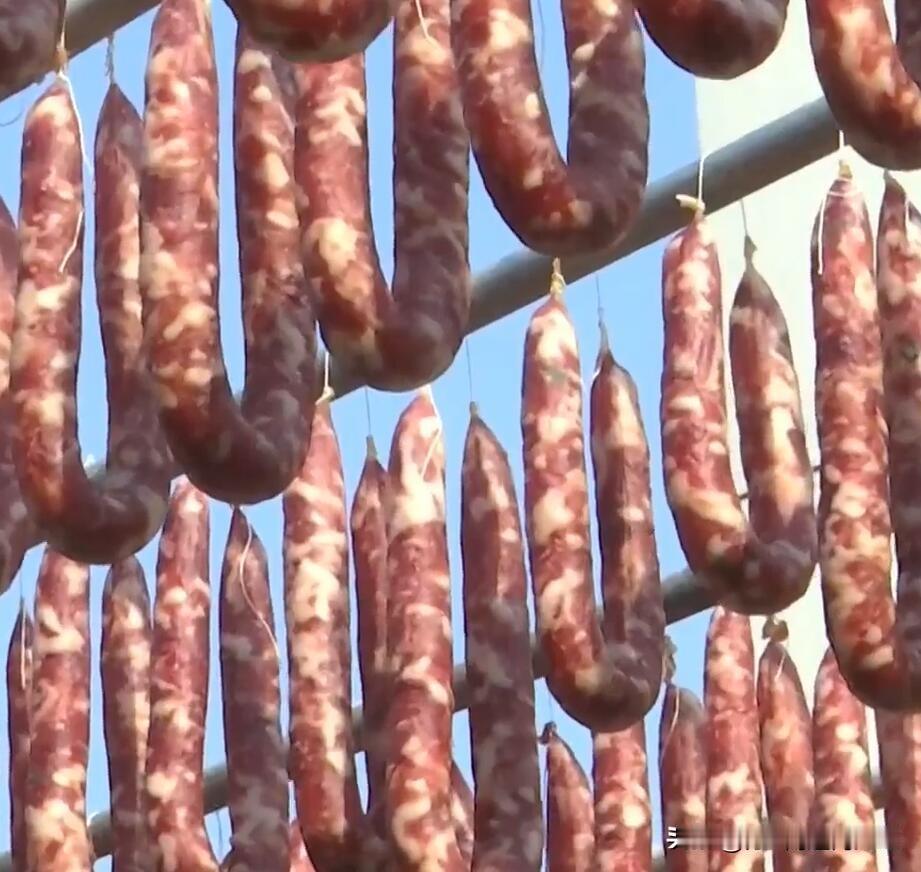 香肠是南通人的年味，也是在外南通人的乡愁之一。每个人都有记忆里的香肠口味，哪怕差