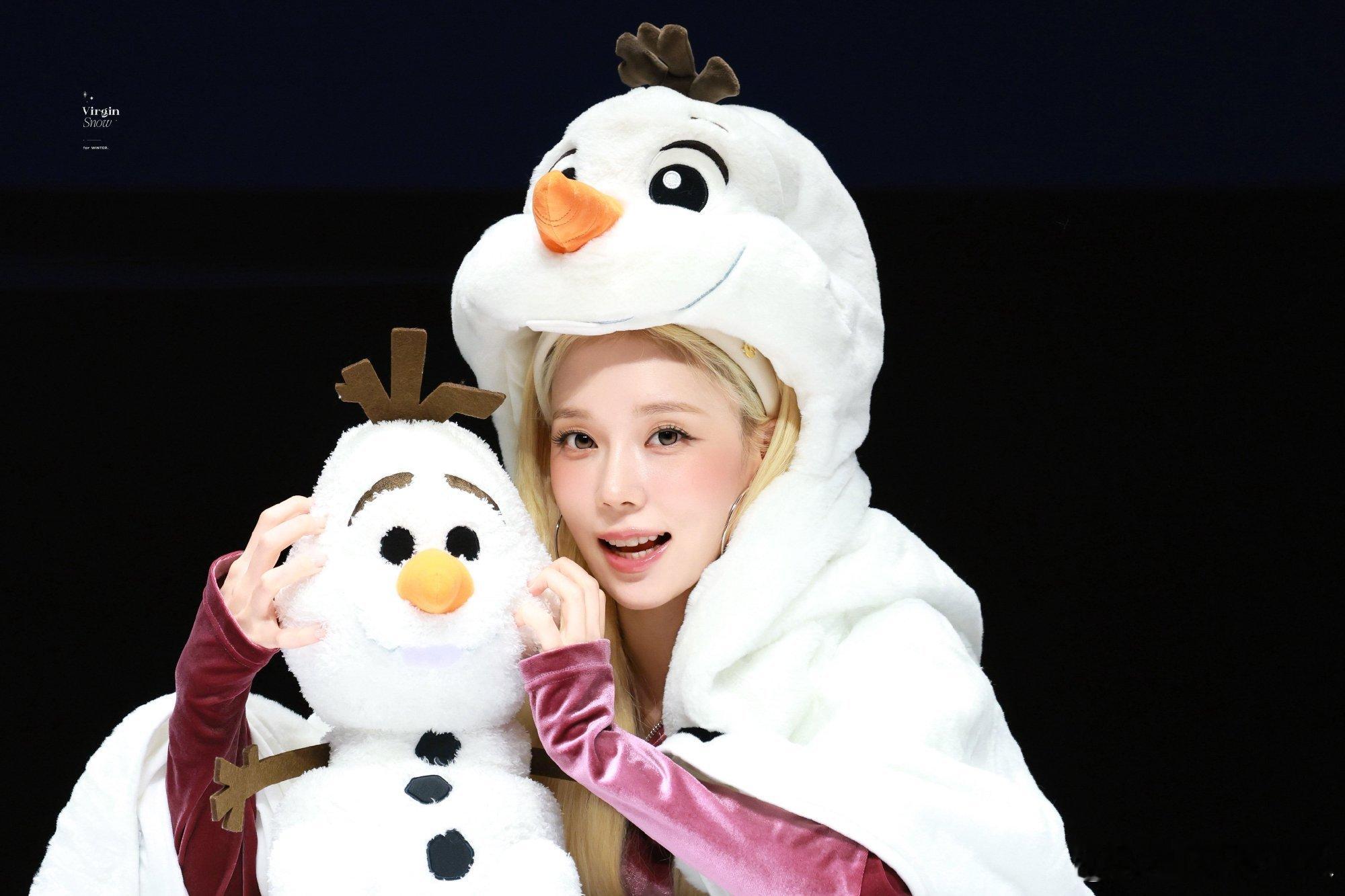 炡儿还是个傲娇的小宝宝😚👶🏻⛄ 