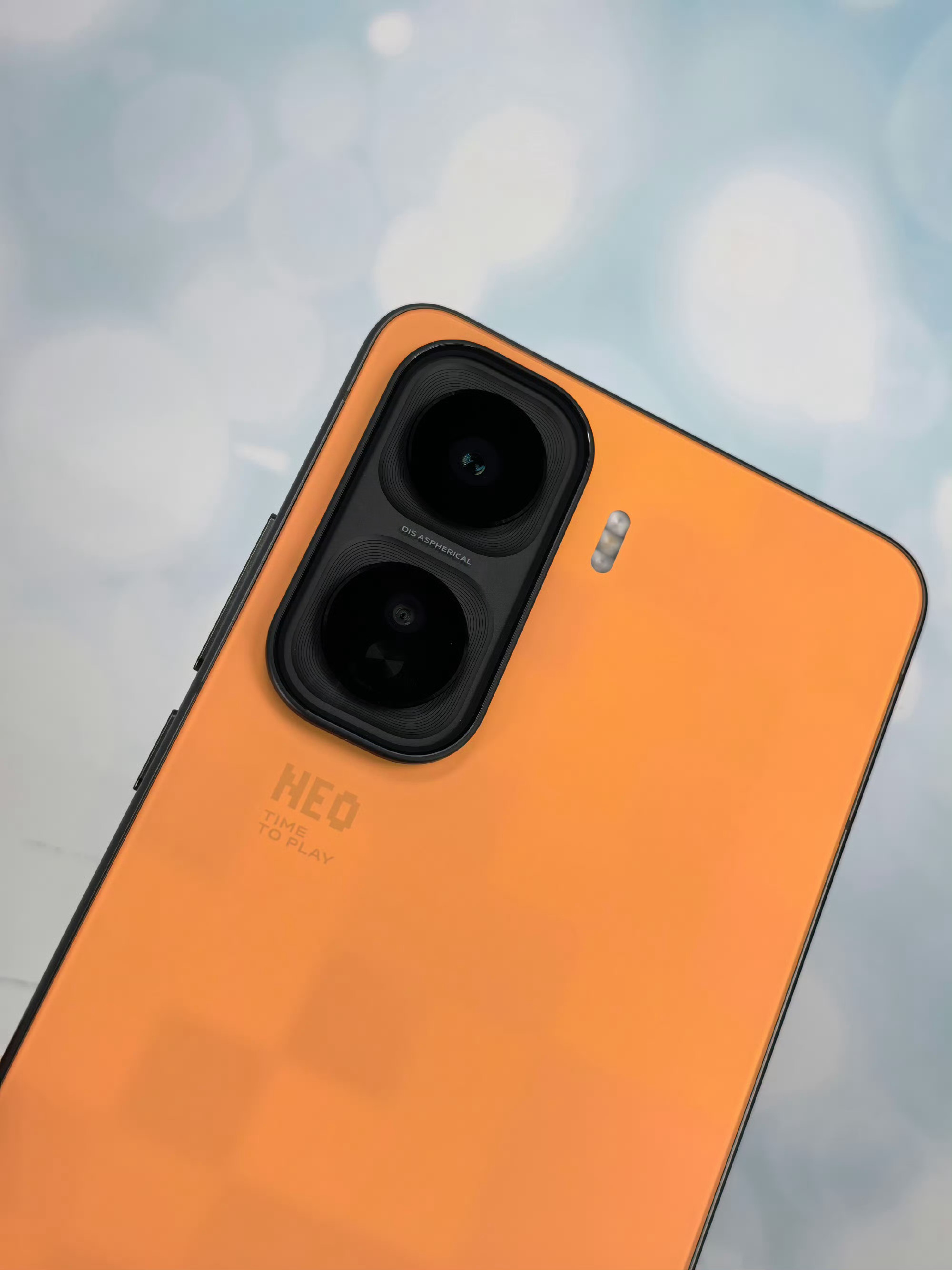 iQOO Neo11玩游戏真的很稳🎮，双芯加持下高帧运行很流畅，温控也在线，长