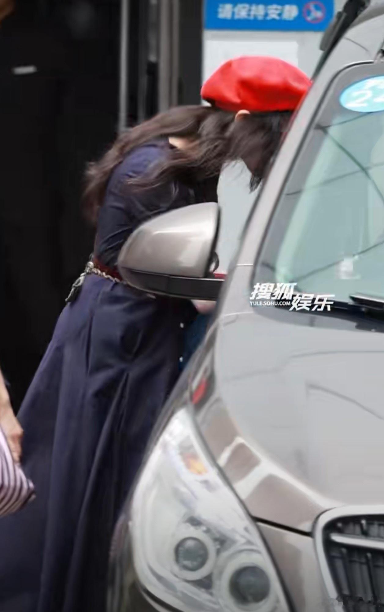 上班路透已存，坐等周六Hi6正片！希望游戏环节多撒糖！陈哲远张婧仪Hi6上班你好