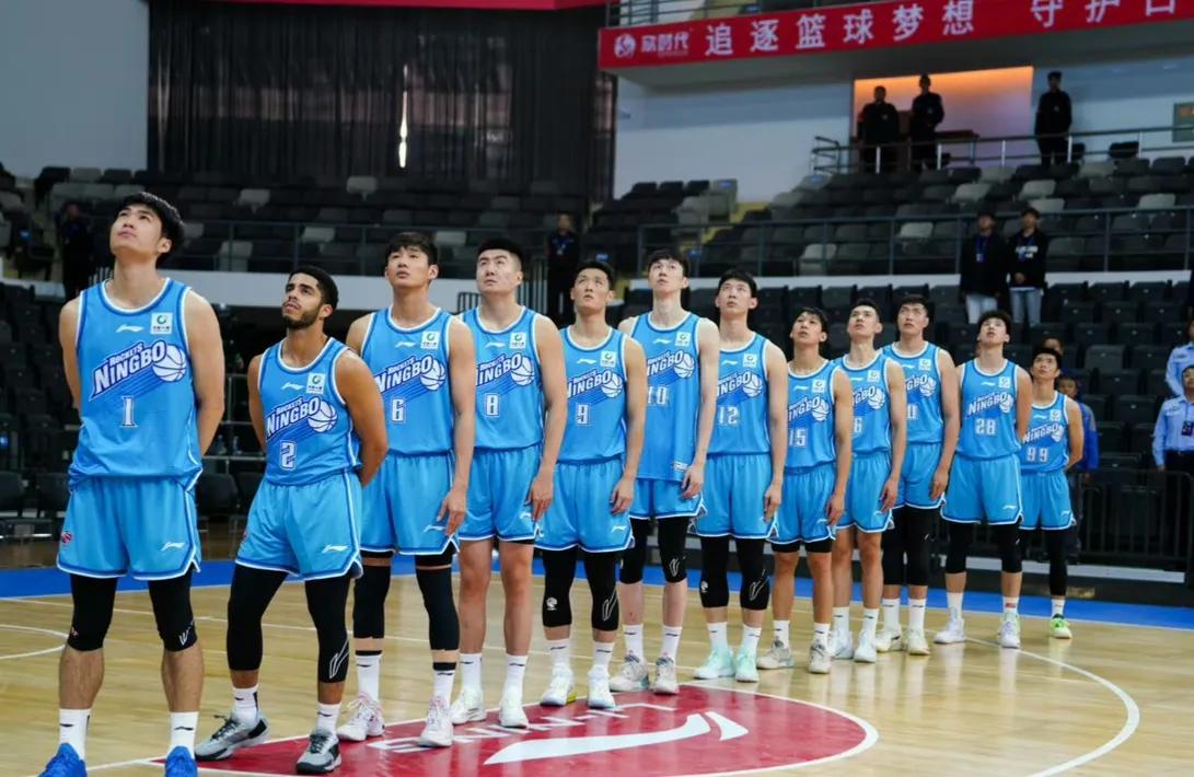 CBA24-25新赛季展望之宁波，情怀不老，梦里花落知多少。宁波是继承了八一在C