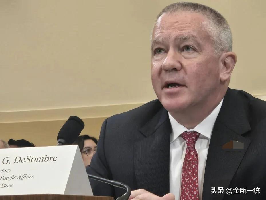 美国亚太助卿叫嚣：反对单方面改变台海现状

美国国务院亚太助卿戴桑布雷25日在一