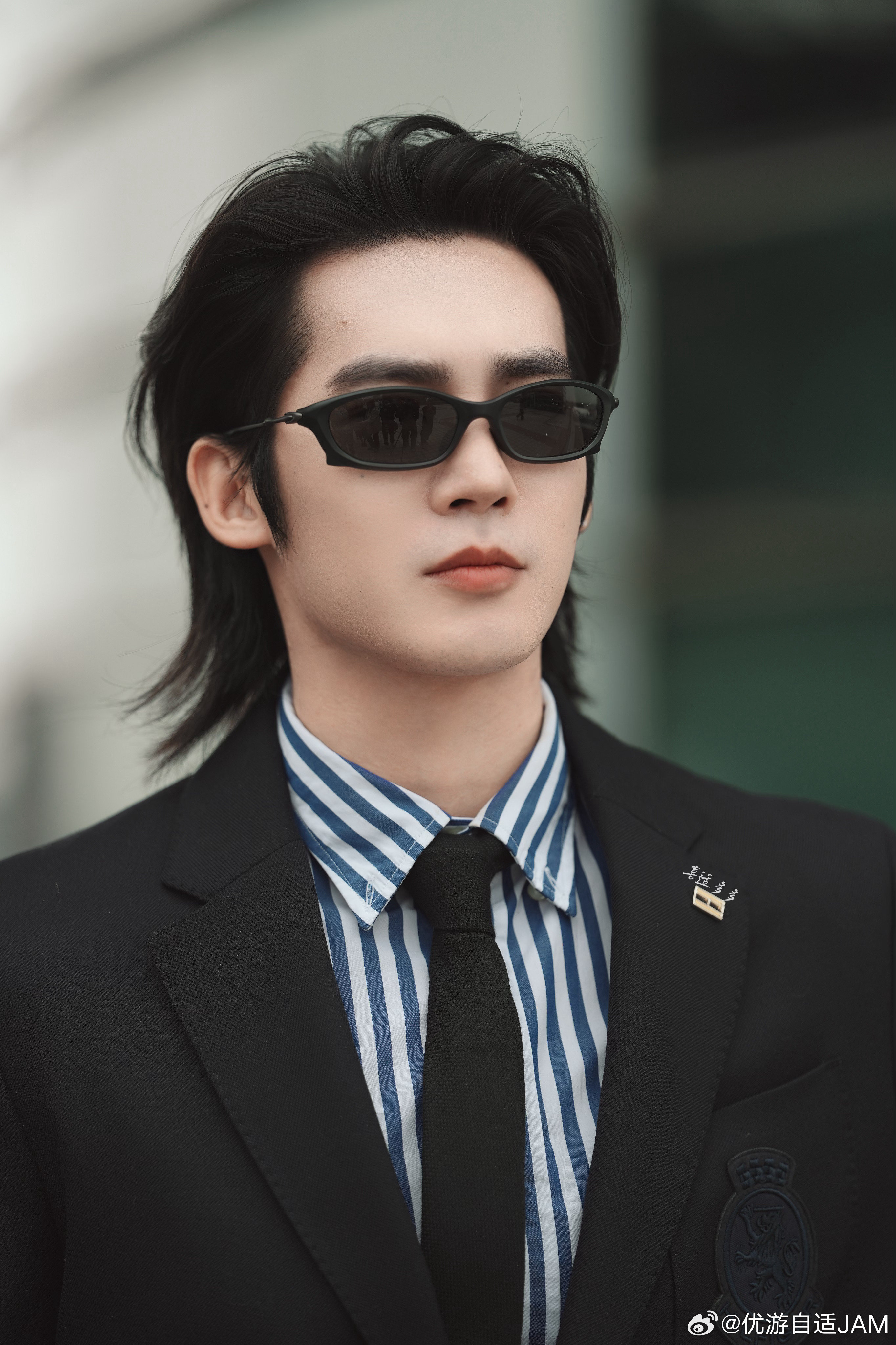 于适yosh于适在F1现场被拍到于适tommyhilfiger gzs的出图太让