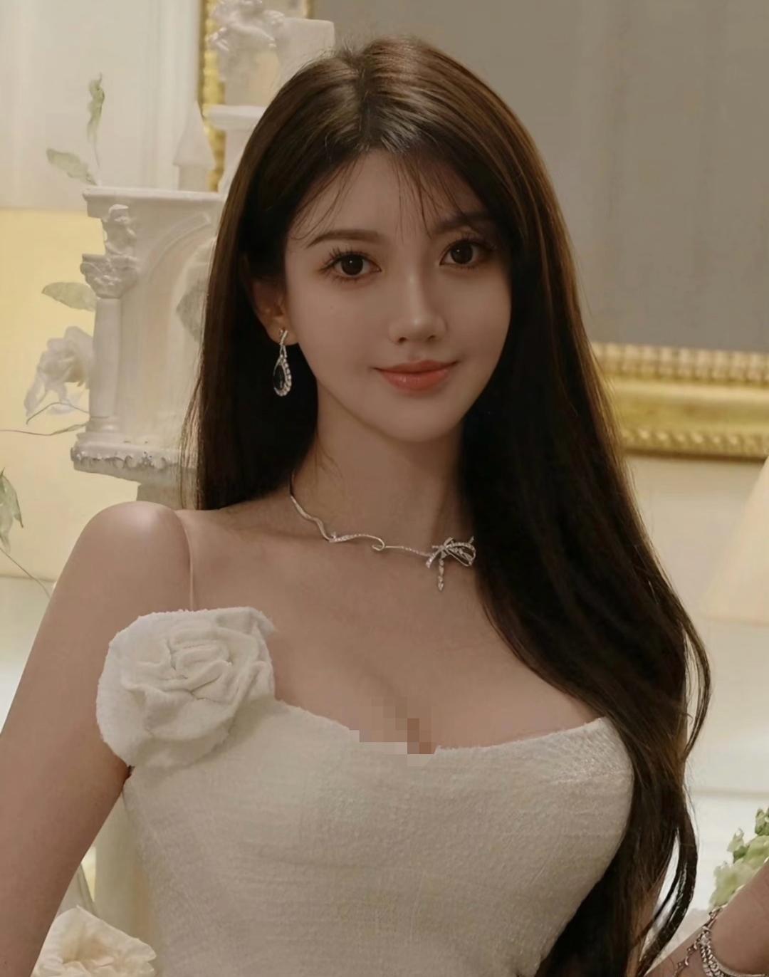 黄晓明与叶珂分手的缘由，近期传出新说法。并非大家猜测的性格不合、聚少离多，网传导