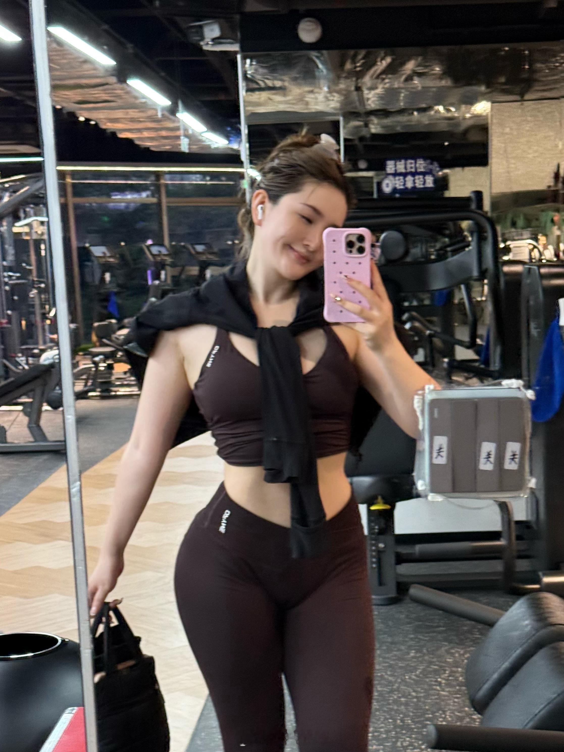 刷脂刷脂 广州·517FREE GYM(邦华店)