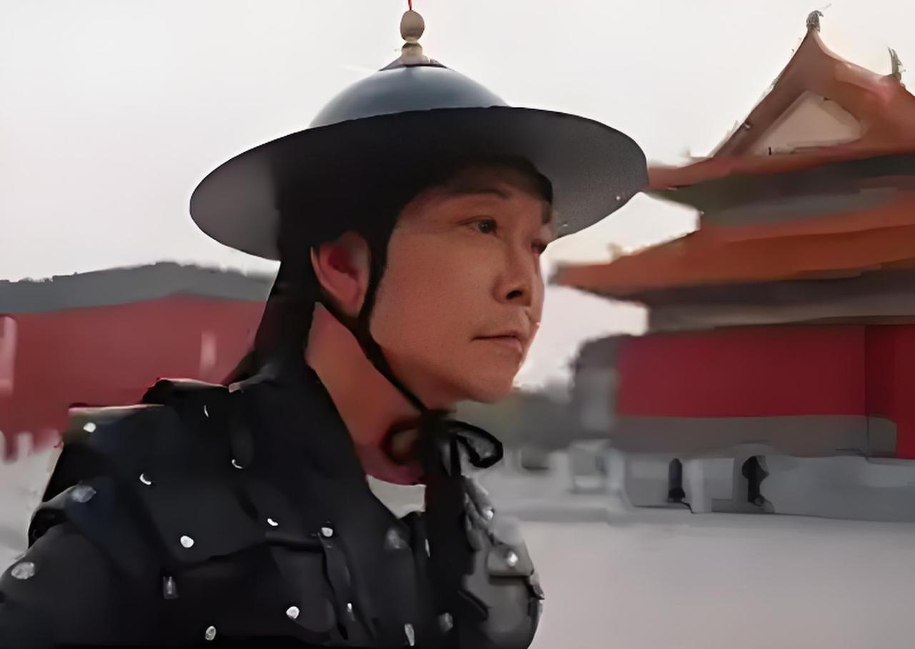 爷青回！62岁钱小豪光头重现董天宝，喊出“我命由我不由天”，8090后DNA炸了