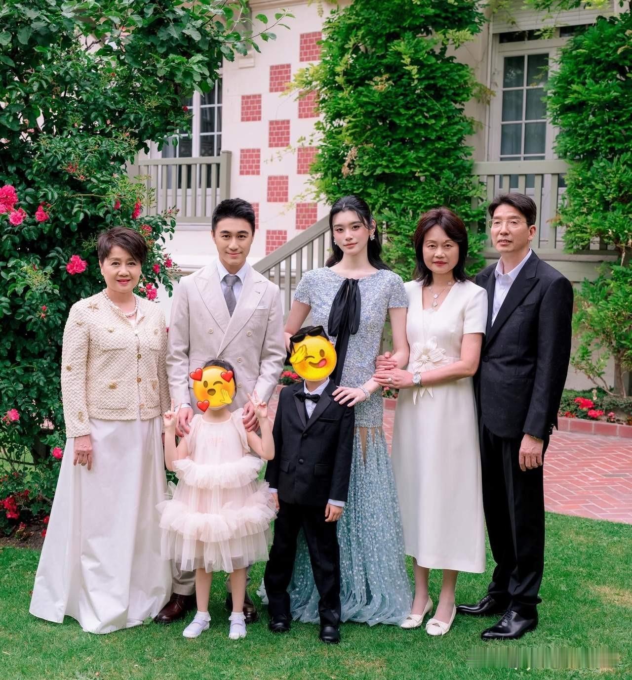 奚梦瑶这是被何鸿燊家族认可了，结婚多好没有婚礼，不是没有时间，是何鸿燊家族如今女