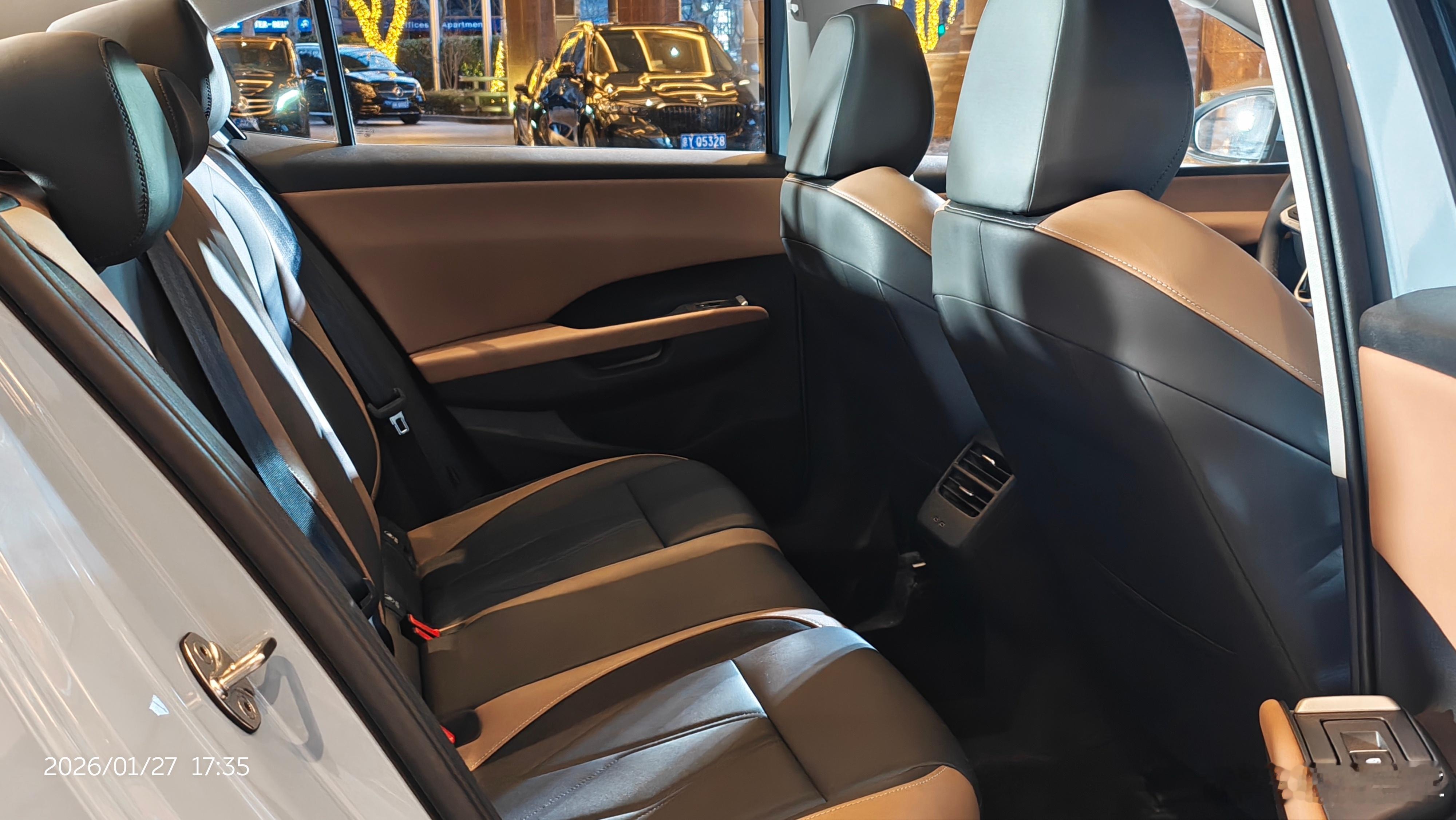 一汽-大众全新速腾S将于今年3月正式上市，车身尺寸4702/1815/1484m