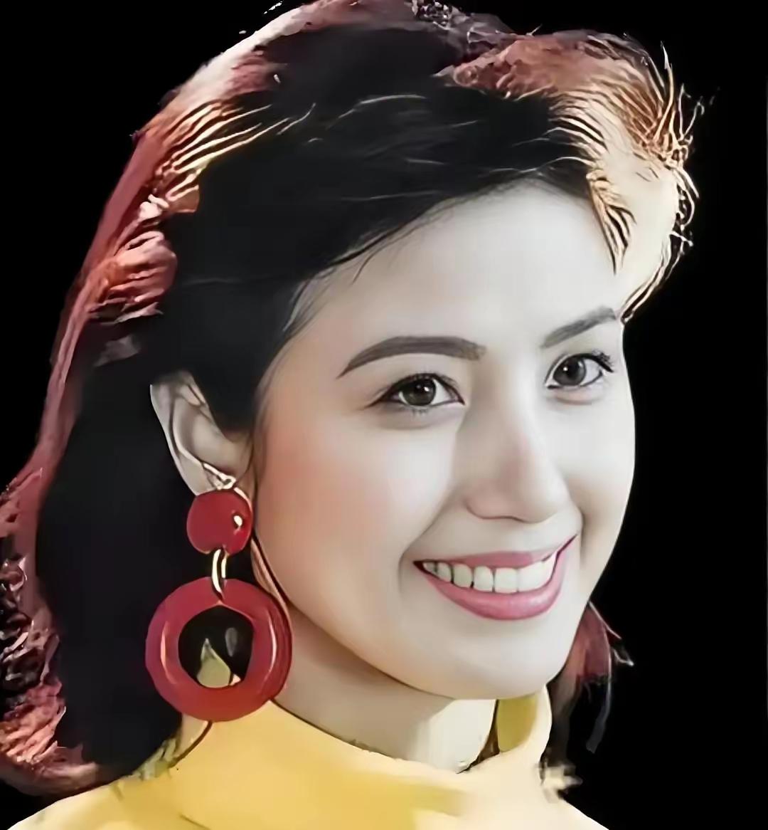 51岁生娃，医生劝她放弃
​​她没听。孩子今天已上小学。
​​61岁的吴玉华，年