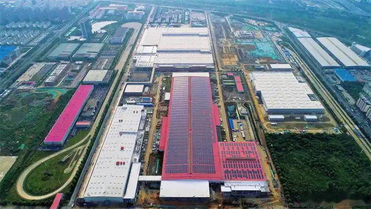 德媒锐评中德汽车竞争时说，老牌德国车企不仅将中国视为主要市场，更视为重要产地，这