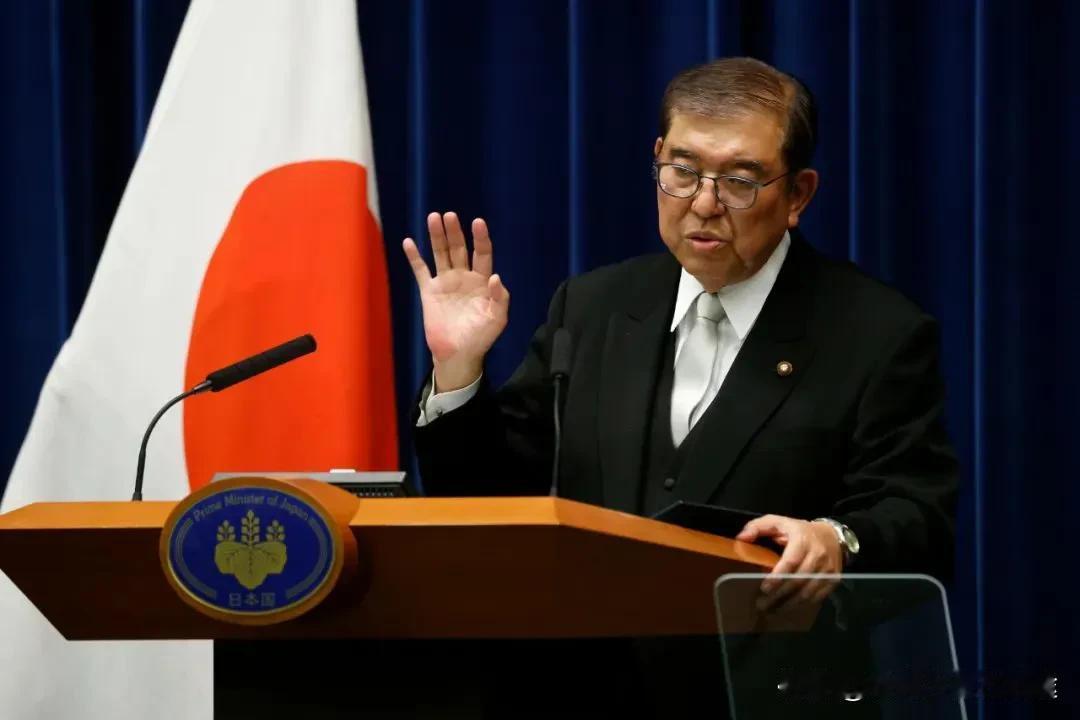 石破茂的“硬核选战”——内阁支持率跌破25%，选民为何不买账？
 
“石破茂的政