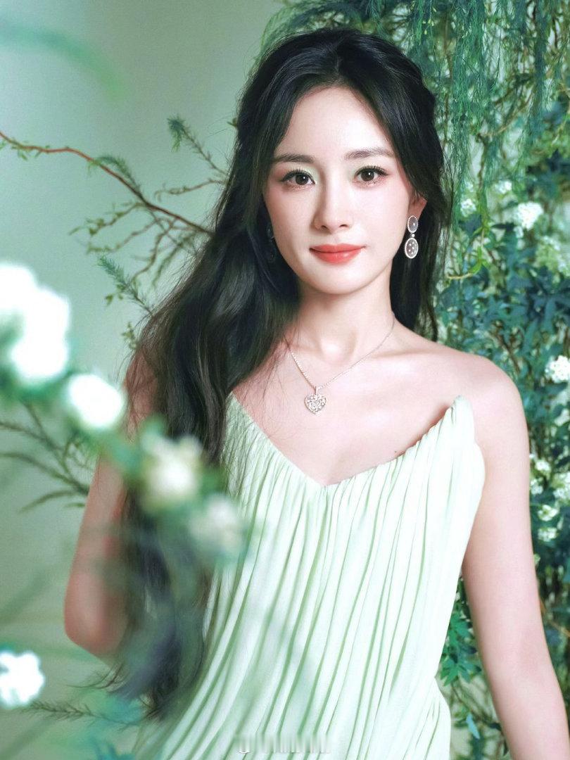 杨幂 