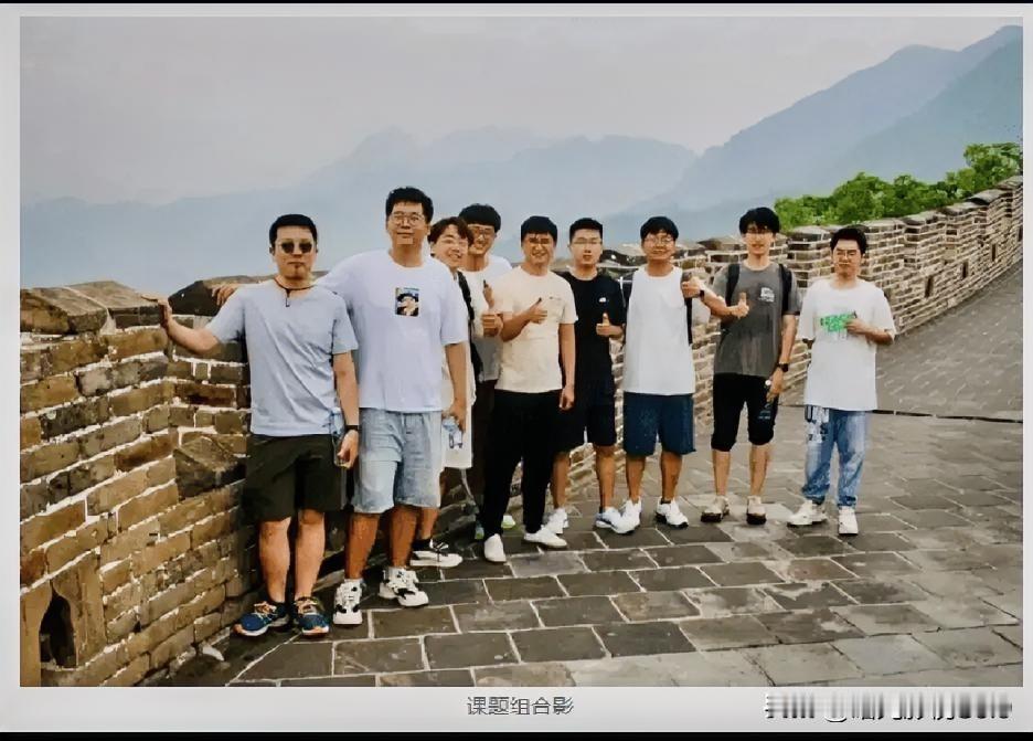 中国芯炸了！北大团队搞出“算力黑科技”，能效甩GPU千倍，AI训练要提速了？
A