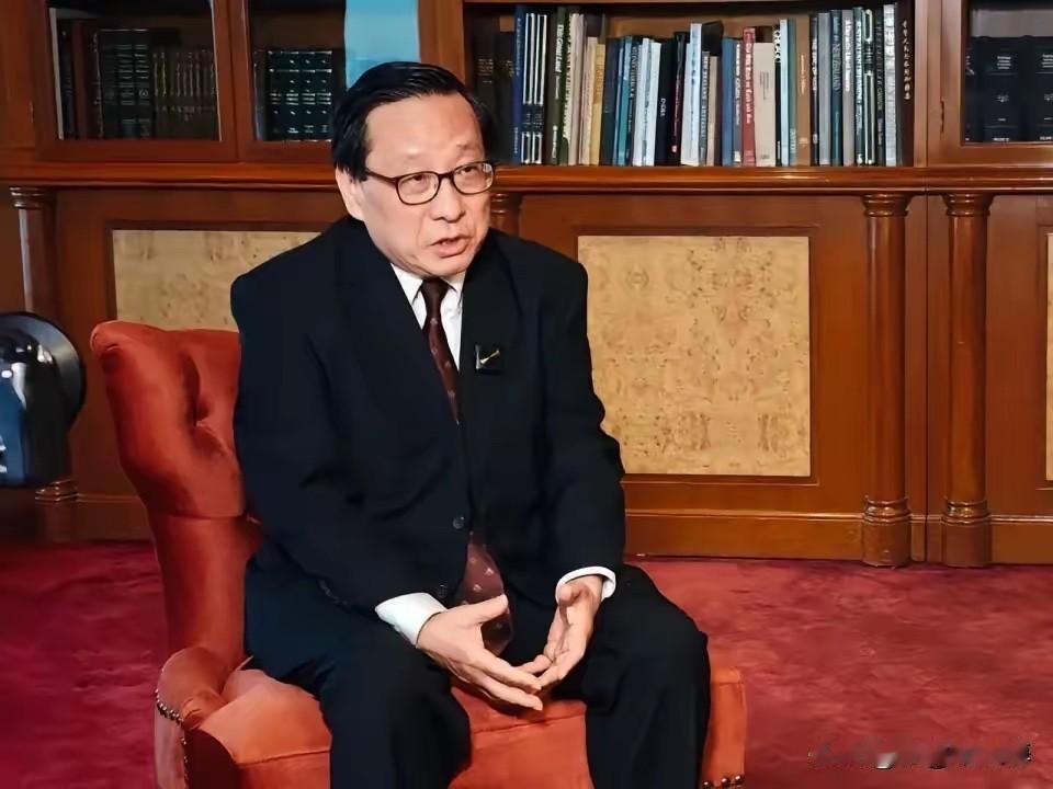 大快人心！昨晚（6月11日）刚落地的实锤——中国外交部发言人正式宣布：鉴于菲国防