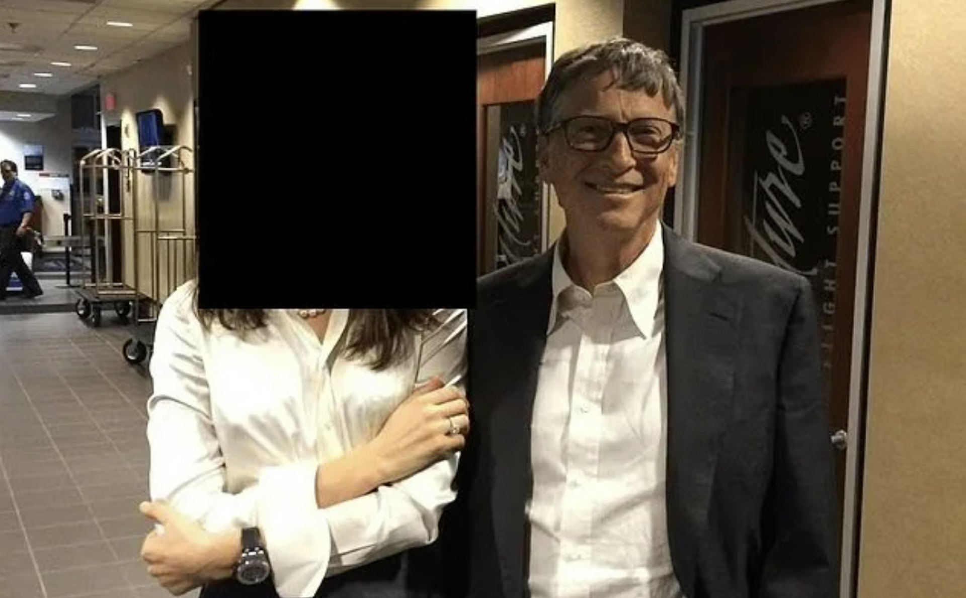 美国司法部近日公布的邮件显示，已故性犯罪者爱泼斯坦曾撰写关于比尔·盖茨的备忘录，