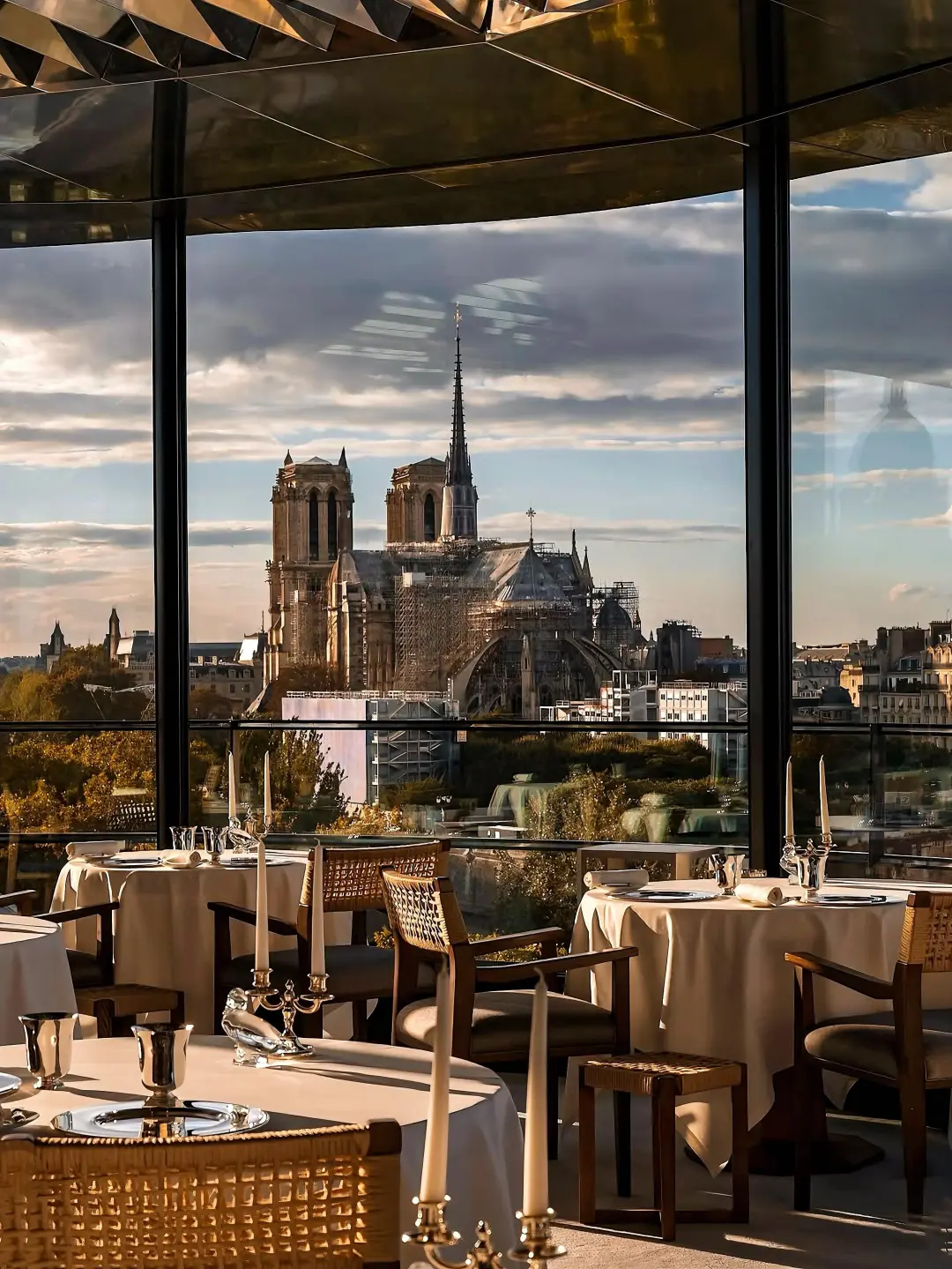 巴黎400年历史🇫🇷最佳绝美景观餐厅之一！