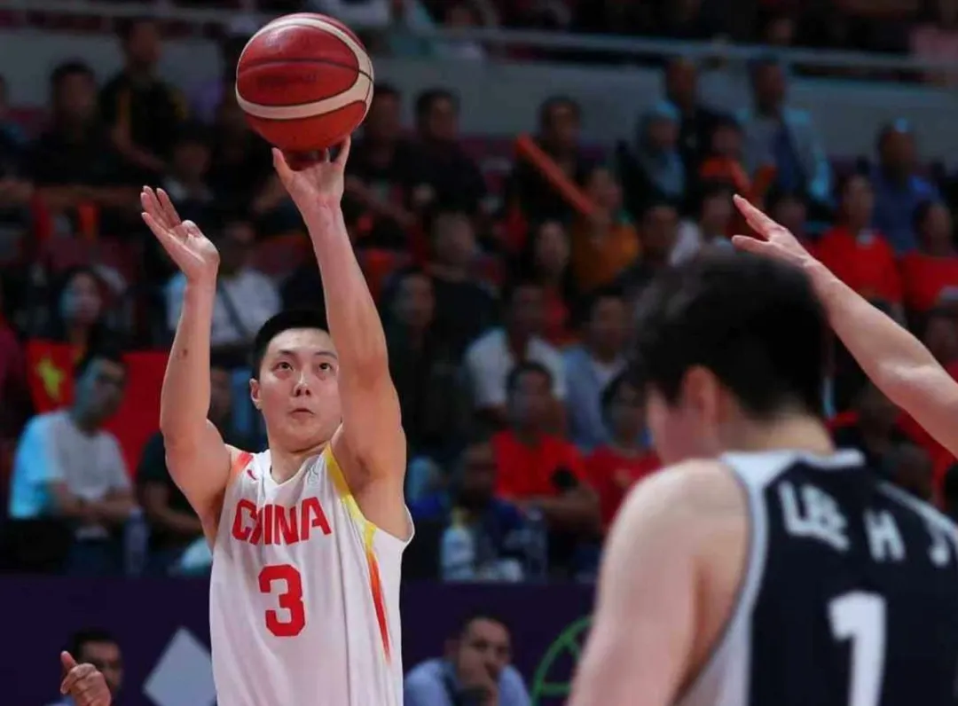 胡明轩7中0被骂惨！苏群郭士强为什么要带他