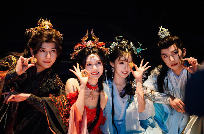 成何体统长尾效应 从国内火到马来西亚，开播后热度一路延续，这哪是普通热播，是把“