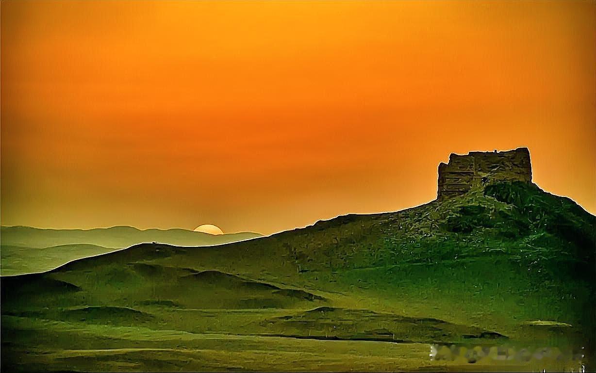 下联：利禄功名不久长
上联：有请雅士[玫瑰][玫瑰][玫瑰]