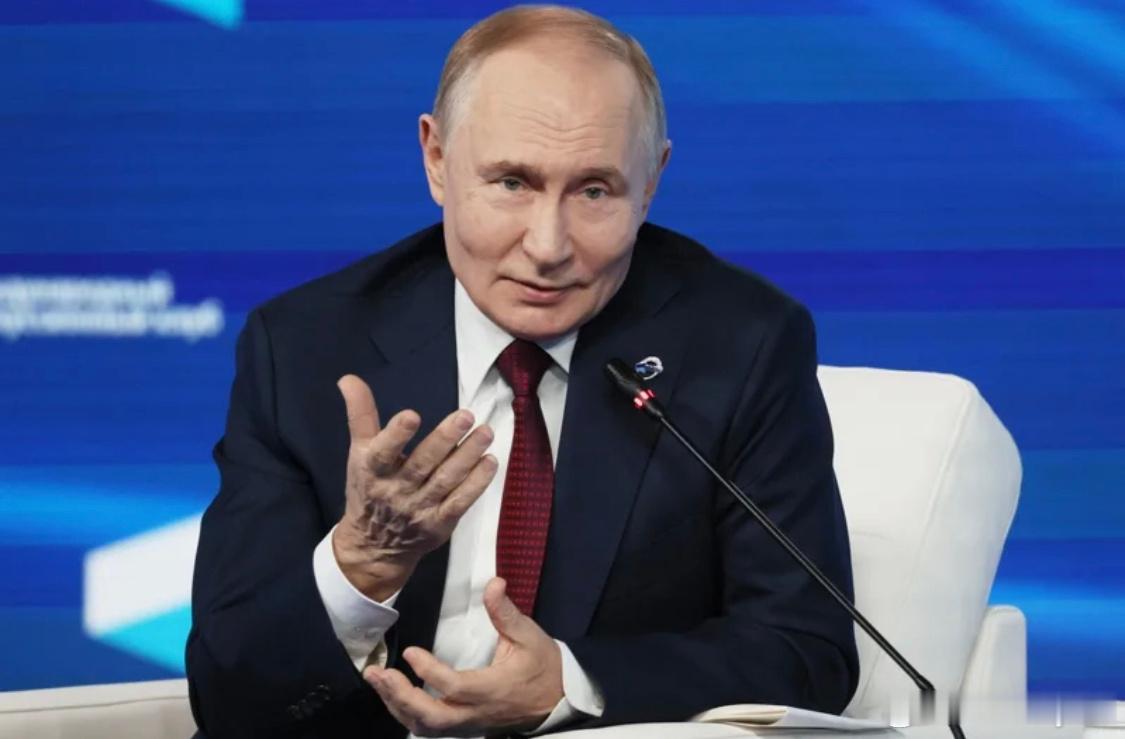 【逼普京上谈判桌？美情报机构协助乌克兰袭击俄炼油厂 内幕曝光】海外新鲜事俄乌冲突