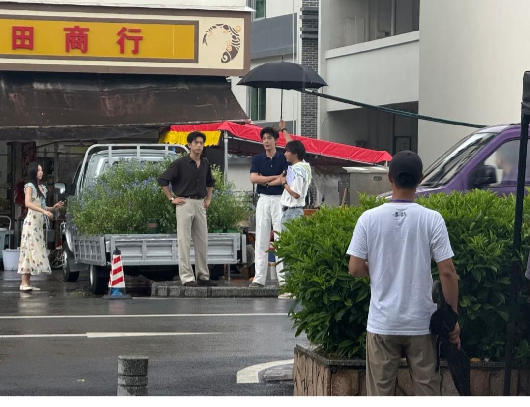 这么看李现，也没有180啊！