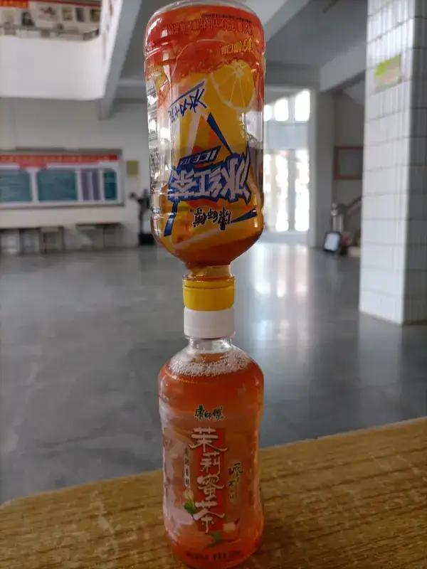 发明，他们用双手和脑袋，挑战传统，打破常规，让我们看到了无限的可能性。这些民间“